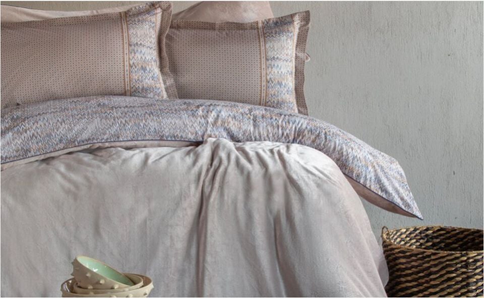 Pamuklar Apricitas Cıft Kısılık Elegance Baskılı Saten Nevresim Takımı Franny Beıge