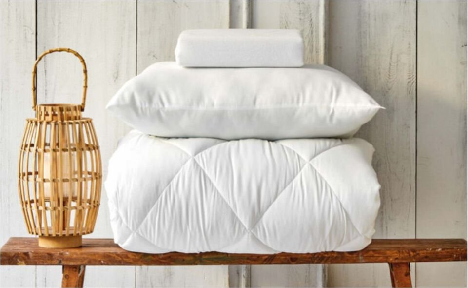 Karaca Home Microfiber Çift Kişilik Yorgan ve 2 Adet Silikon Yastık