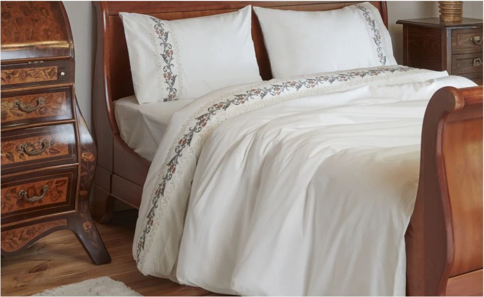 Karaca Home Belen Çift Kişilik Nevresim Takımı Nakışlı Beyaz