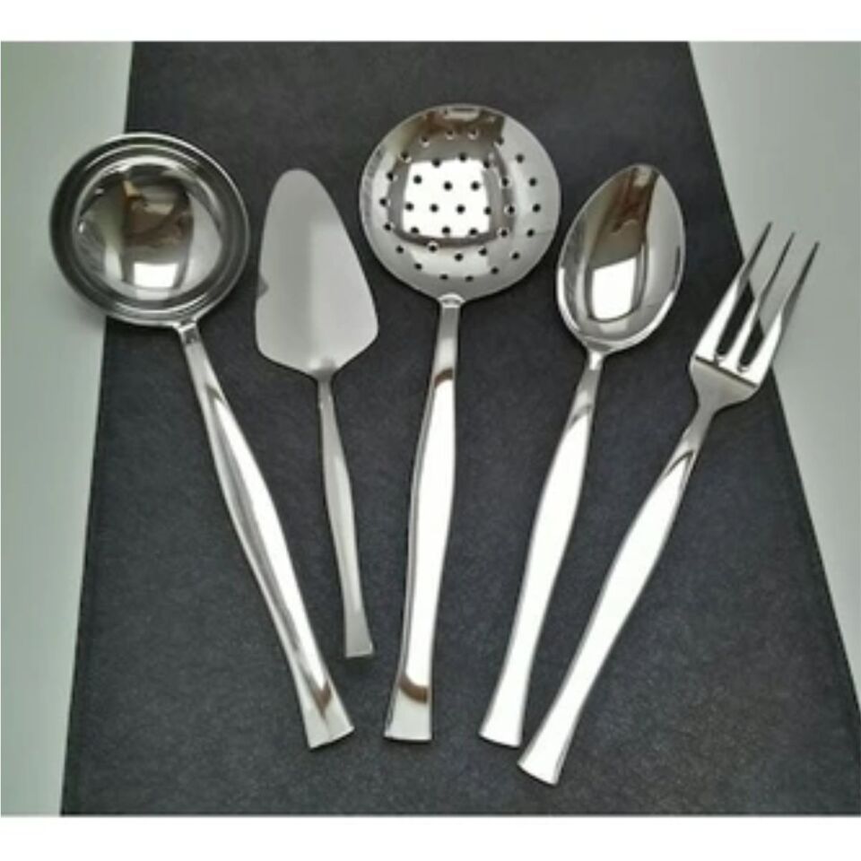 Nehir Zarif Sade 5P Servis Takımı.