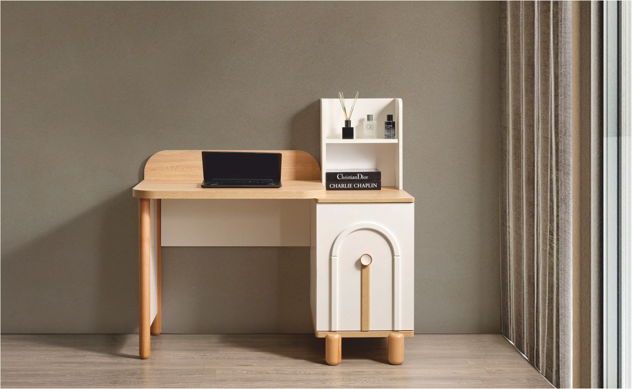 Gonca Genç Çalışma Masası