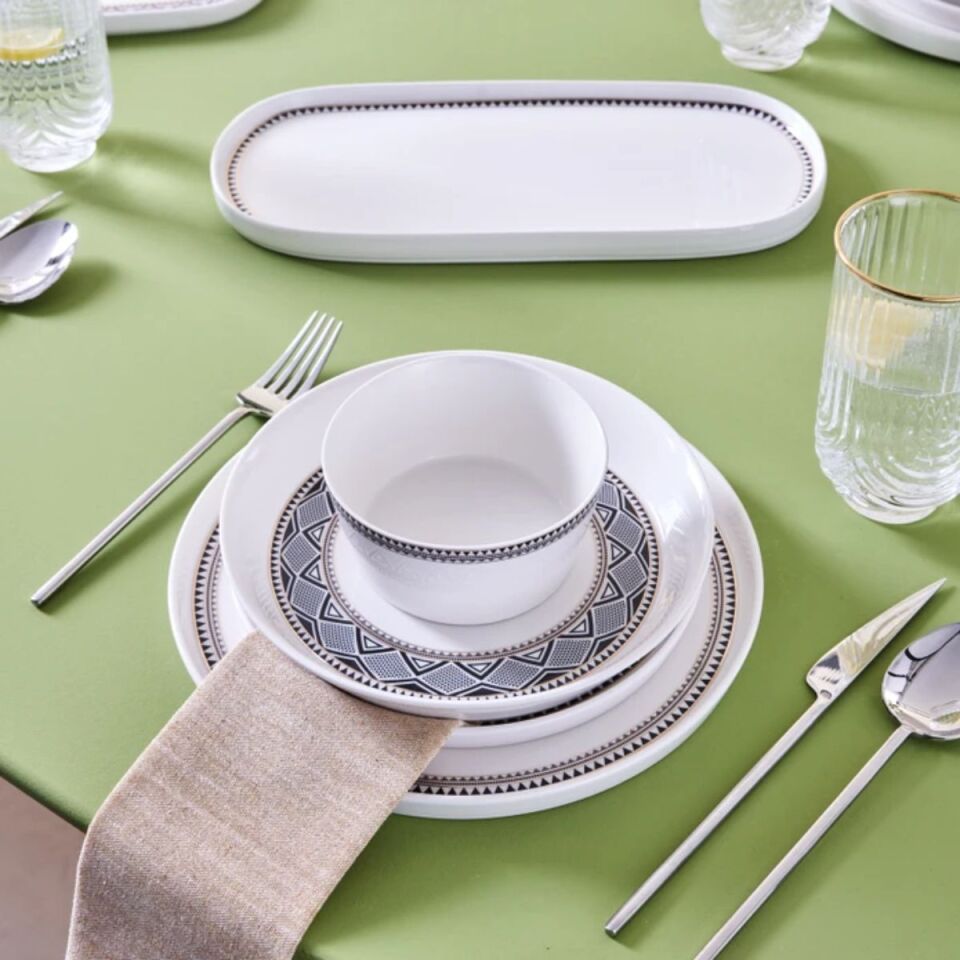 Karaca Stream Bone Monde 59 Parça 12 Kişilik Yemek Takımı Siyah