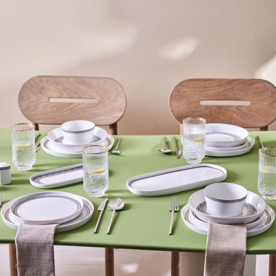 Karaca Stream Bone Monde 59 Parça 12 Kişilik Yemek Takımı Siyah