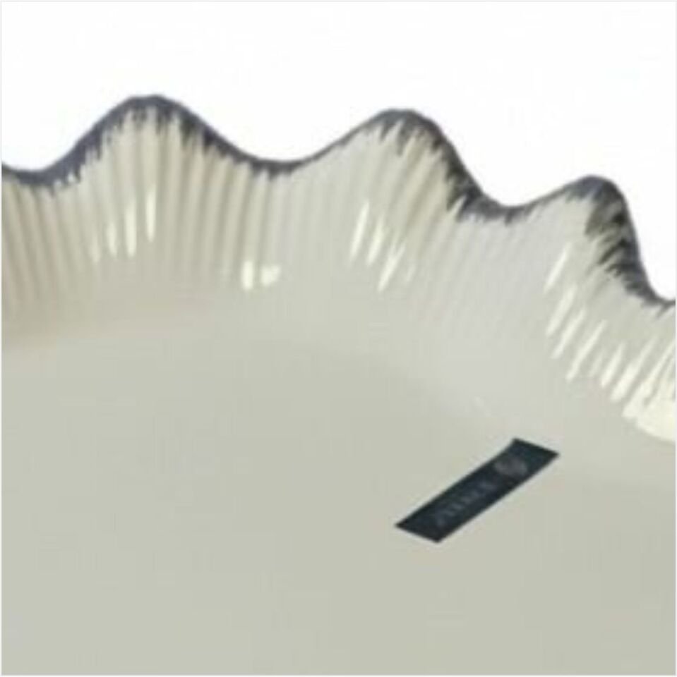 REKABET GBS 030 SOFIA SILVER KARE SUNUM TABAK