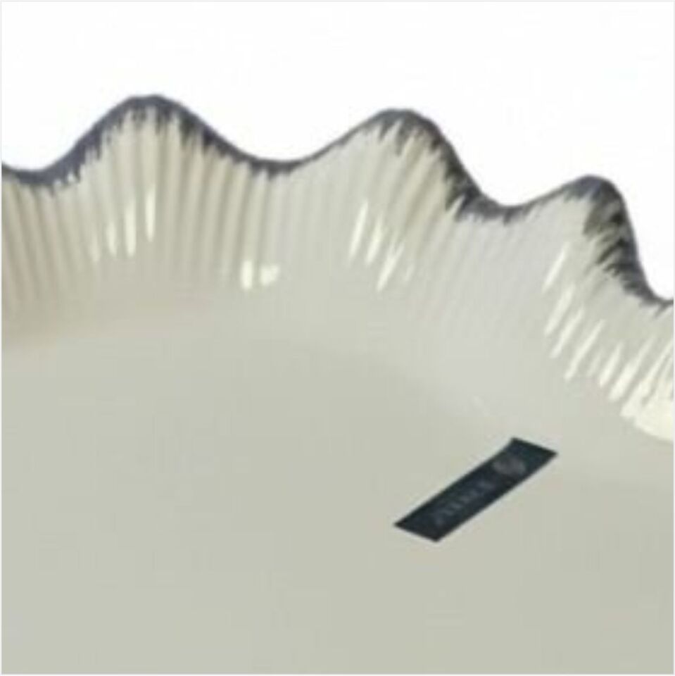 REKABET GBS 030 SOFIA SILVER KARE SUNUM TABAK