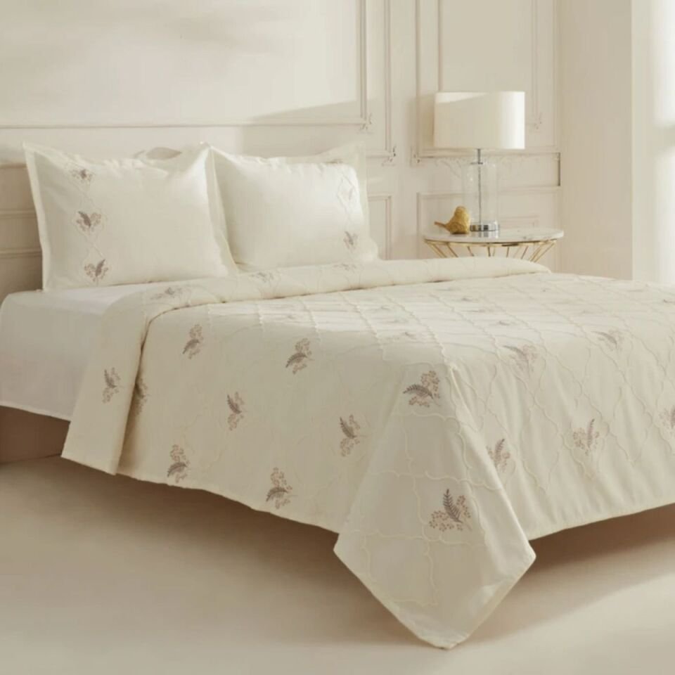 Karaca Myra Çift Kişilik Yapraklı Yatak Örtüsü Bej