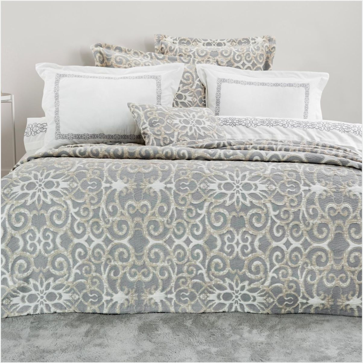 Schafer Home Amara Yatak Örtüsü Nevresim Seti 8 Parça-İndigo