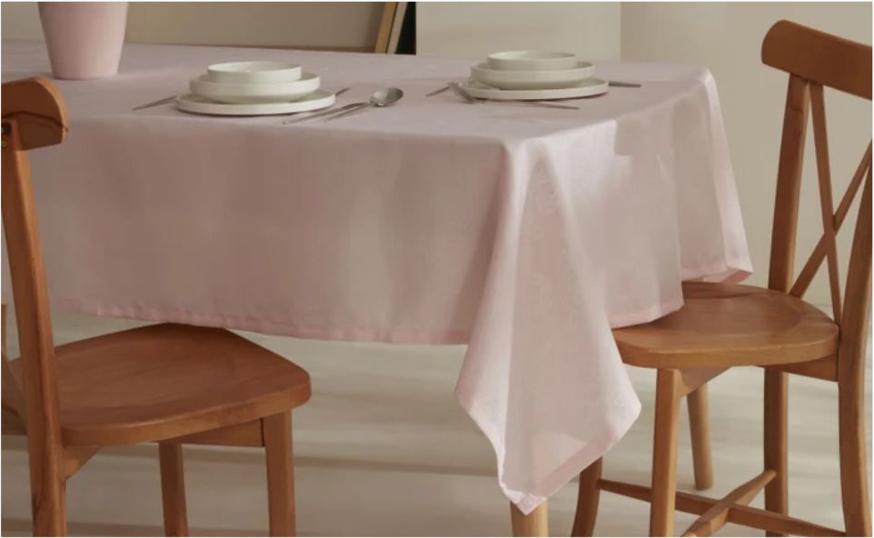 Karaca Home Elizabeth Masa Örtüsü Pudra