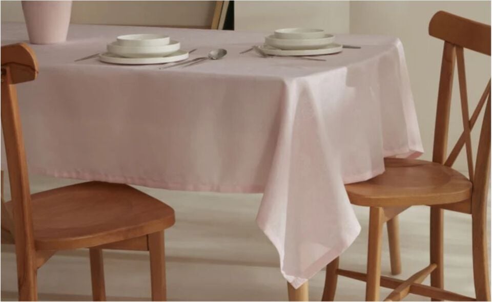 Karaca Home Elizabeth Masa Örtüsü Pudra