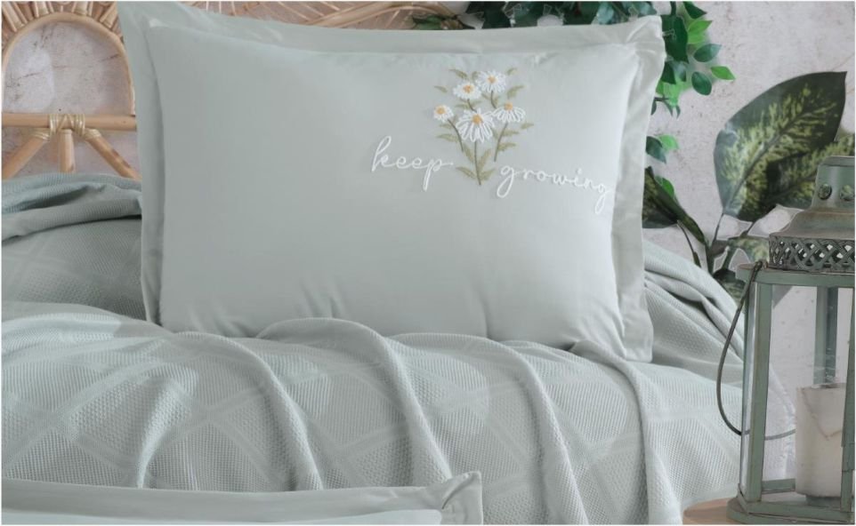 Aran Clasy Butik Çift Kişilik Nakış Detaylı Pike Takımı Etta V2 Ada Çayı