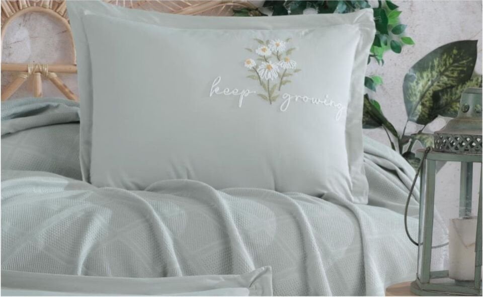 Aran Clasy Butik Çift Kişilik Nakış Detaylı Pike Takımı Etta V2 Ada Çayı