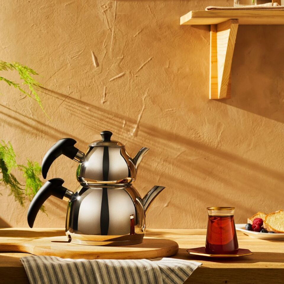 Emsan Helis Bakalit Saplı Midi Boy Çelik Çaydanlık