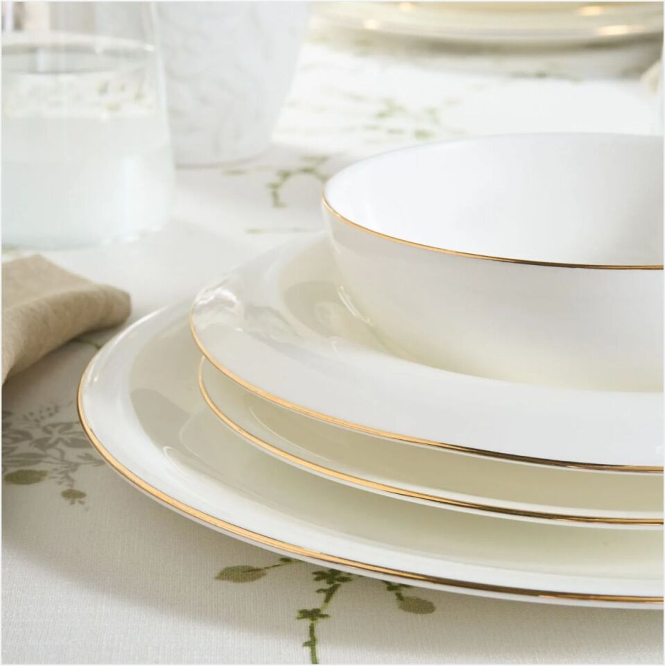 KARACA STREAM BONE PAVLİ 24 PARÇA YEMEK TAKIMI GOLD