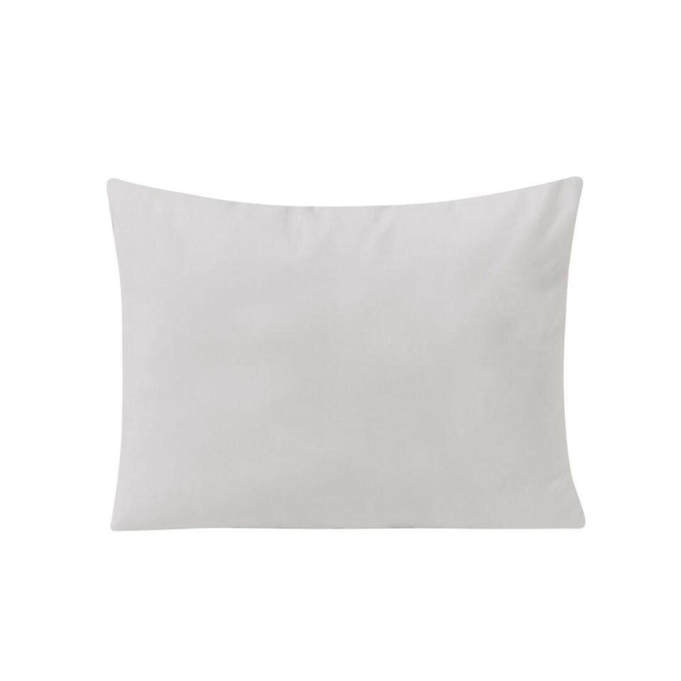 Taç Biyeli Bebek Yastığı