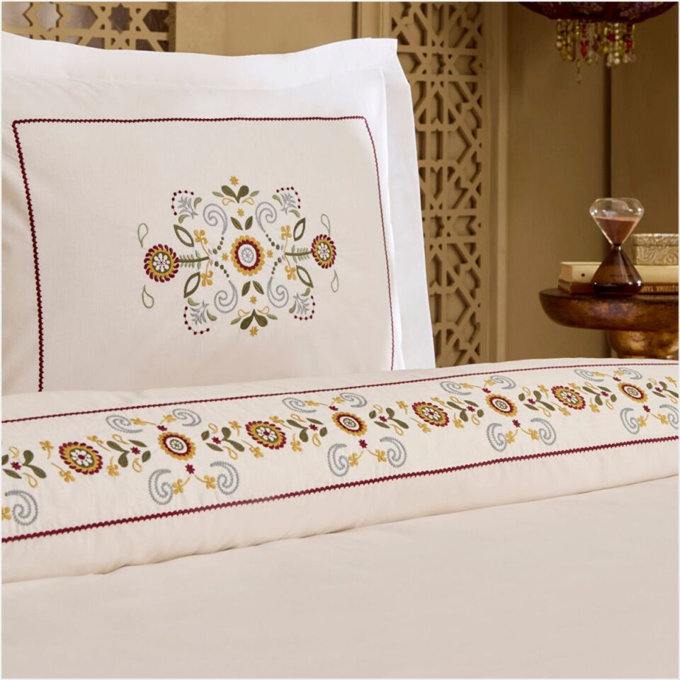 Karaca Home Beluna Nevresim Takımı Çift Kişilik Beyaz