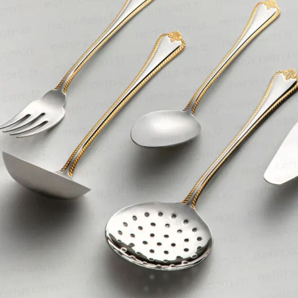 Nehir Fulya Altın 5P Servis Takımı.