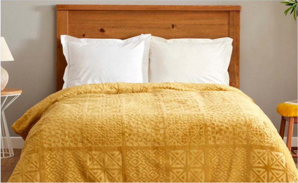 Karaca Blaır Hardal Cıft Kısılık Embos Battanıye 200X220