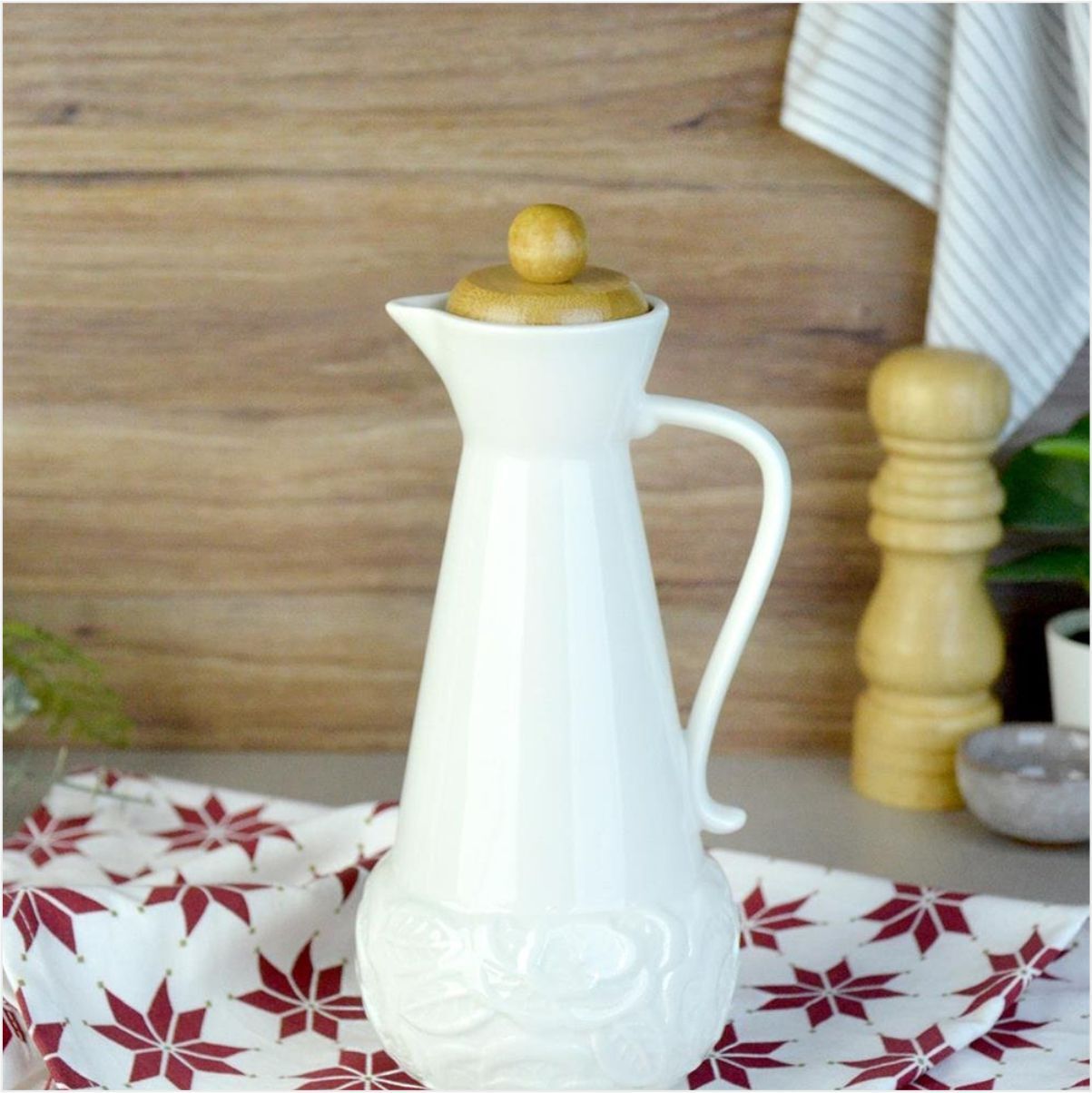 ŞENER  P/POR-101719PAÇİ-MIA KÇK.630ML BAMBU KAPAKLI POR.Y