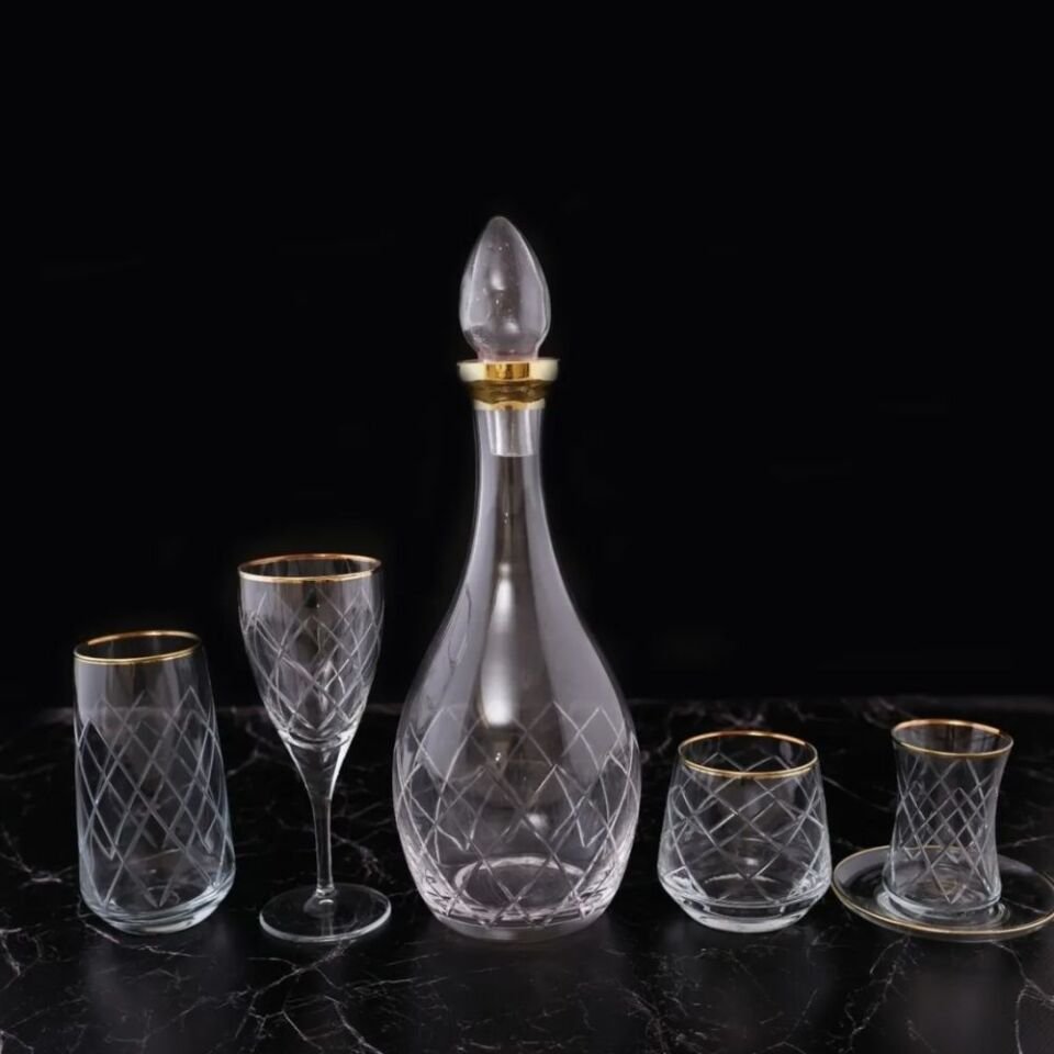 DNZ-ART KARİZMA 31 PARÇA SOFRA SETİ ALTIN