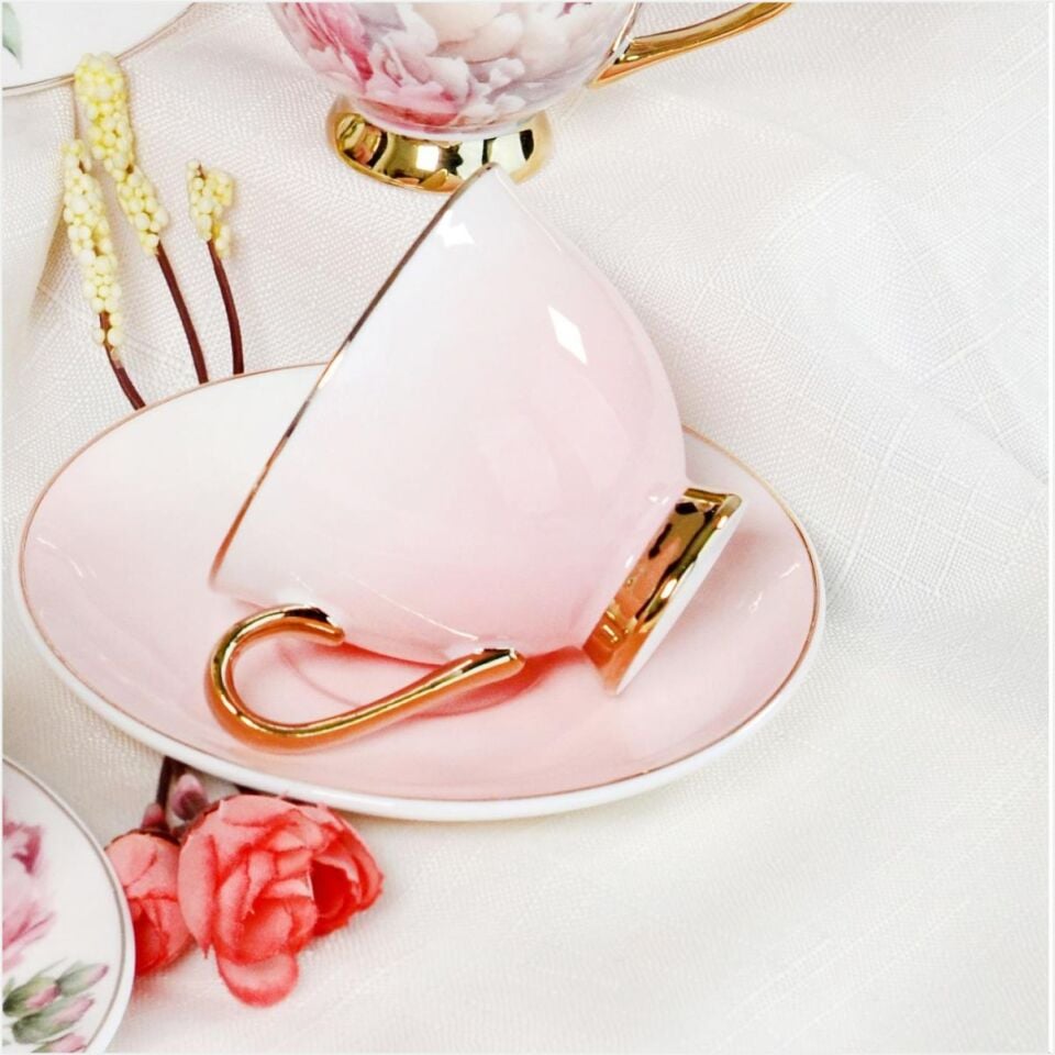 Şener P/Por-101762 Paçi-Garden Çiçekli Yaldızlı Kahve Fincan