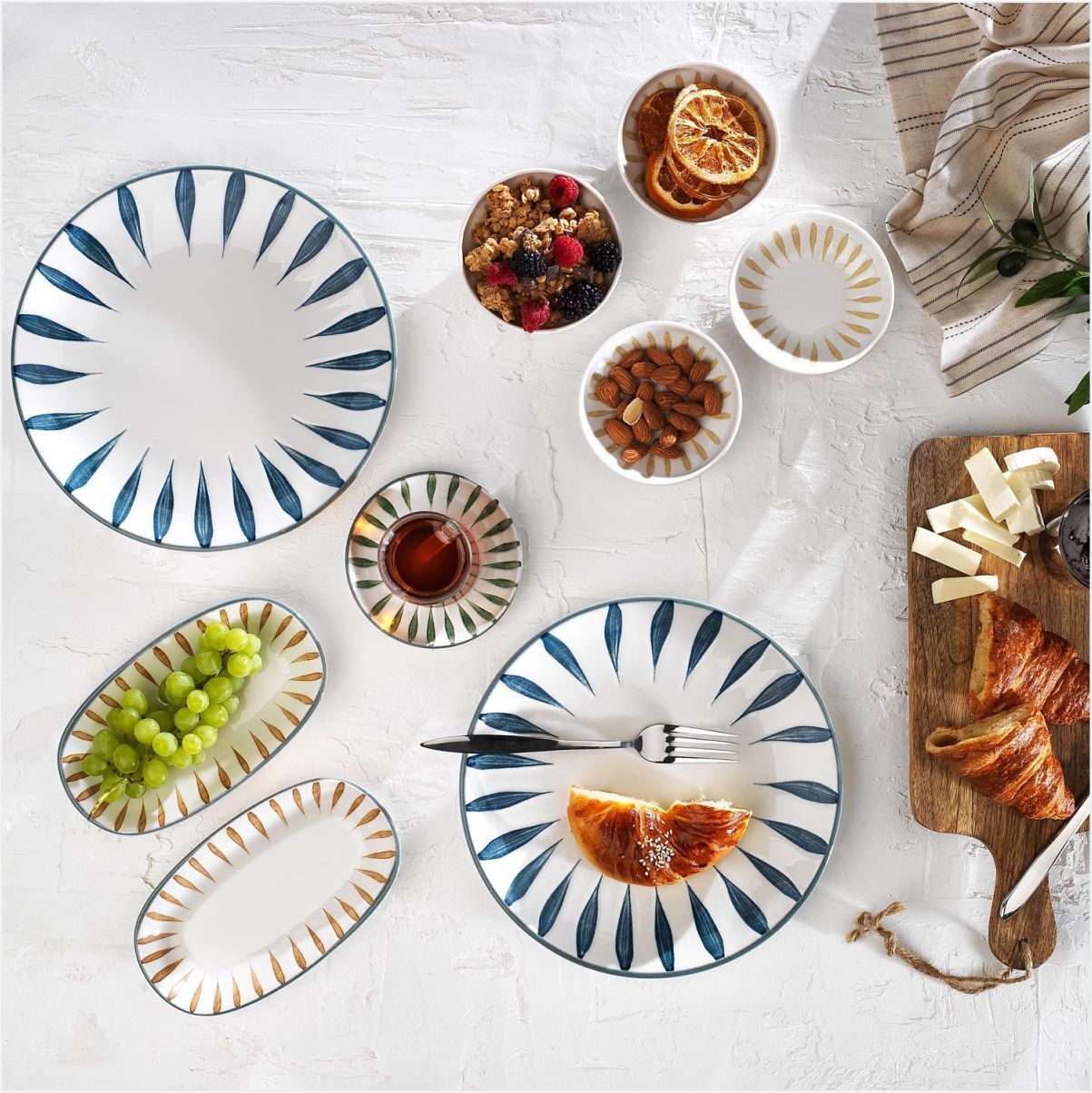 SCHAFER EMELY KAHVALTI TAKIMI 32 PARÇA-ASORTİ