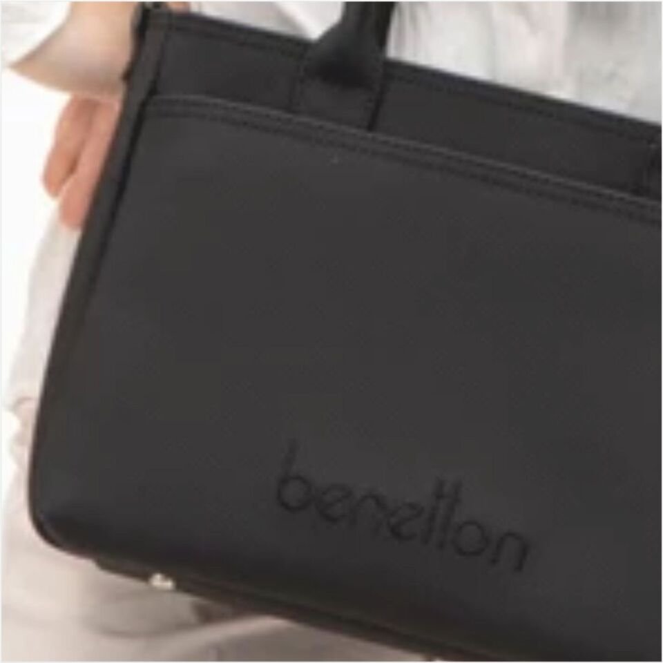 Benetton BNT-1614United Colors Of Benettonsiyahkol Çantası