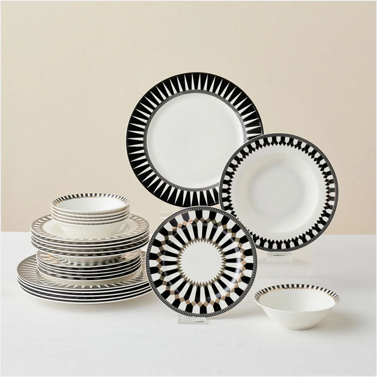 KARACA ELEGANCE BONE HELSINK MULTICOLOR YEMEK TAKIMI