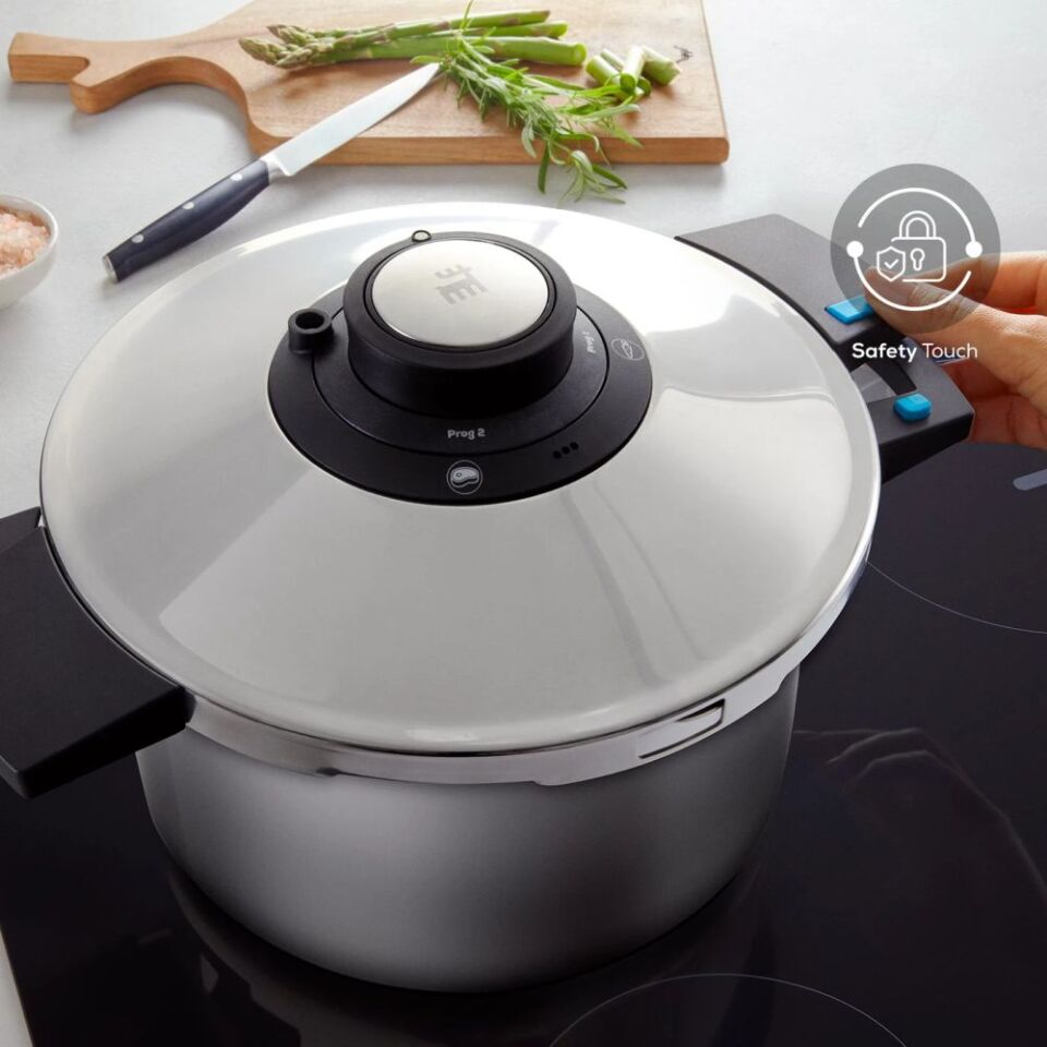 Karaca Quick and Safe İndüksiyon Tabanlı Düdüklü Tencere Seti 4+6 Lt