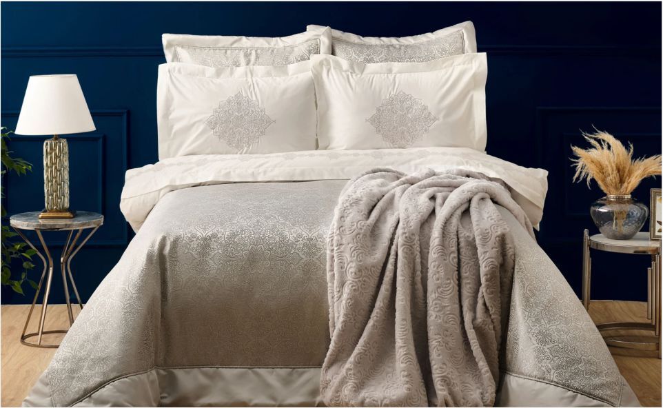 KARACA MAIRA GRI 8 PARCA CEYIZ SETI