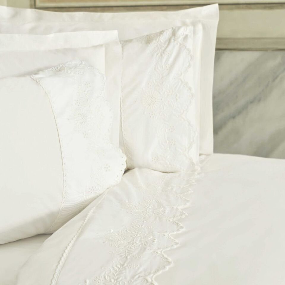 Karaca Home Lula Brodeli %100 Pamuk Çift Kişilik Nevresim Takımı Beyaz