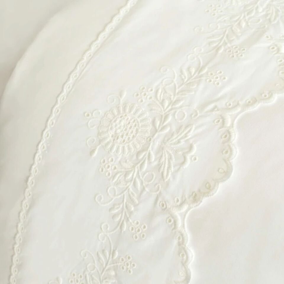 Karaca Home Lula Brodeli %100 Pamuk Çift Kişilik Nevresim Takımı Beyaz