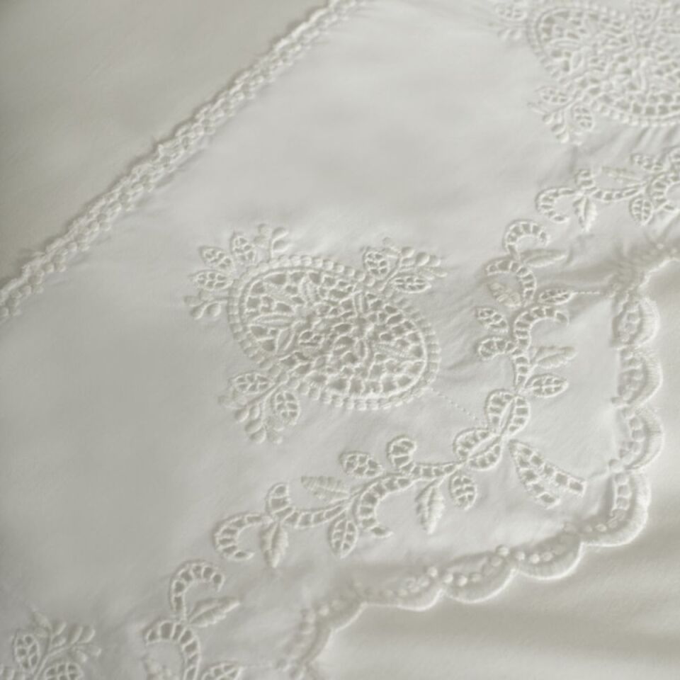 Karaca Home Chole Brodeli %100 Pamuk Çift Kişilik Nevresim Takımı Beyaz