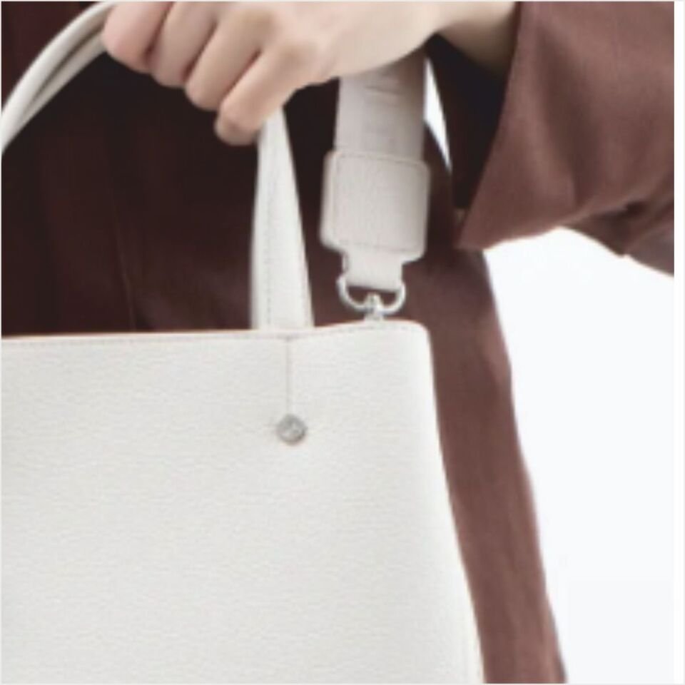 Benetton  BNT-1507 Floter El Çantası Bej