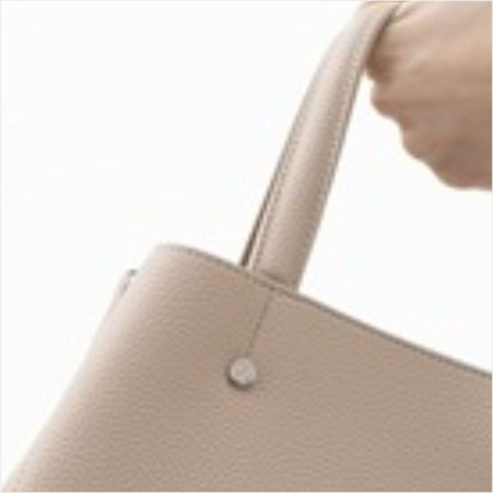 Benetton  BNT-1507 Floter El Çantası Ten