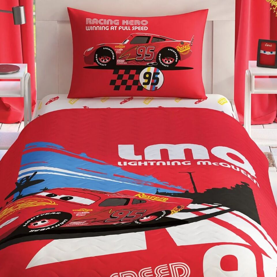 Taç Disney Cars Champion Tek Kişilik Yatak Örtüsü