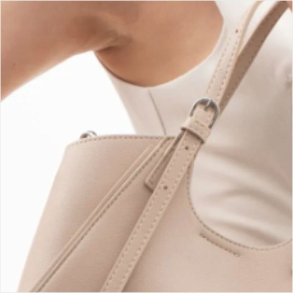 Benetton  BNT-1516 Naturel El Çantası Ten