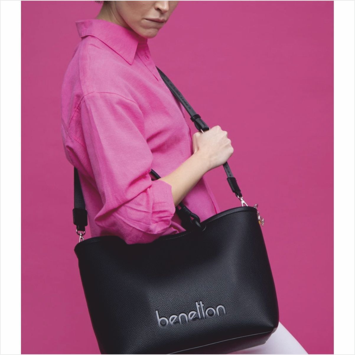 Benetton  BNT-1534 Floter Kol Çantası Siyah