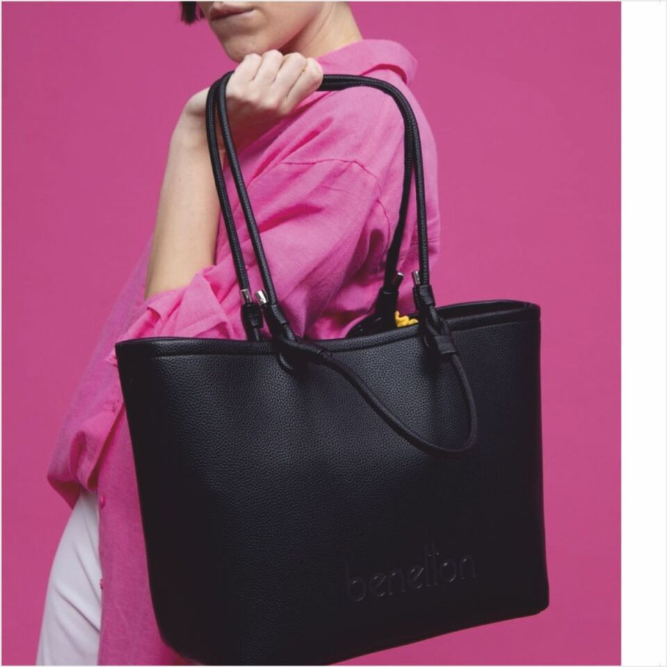 Benetton  BNT-1534 Floter Kol Çantası Siyah