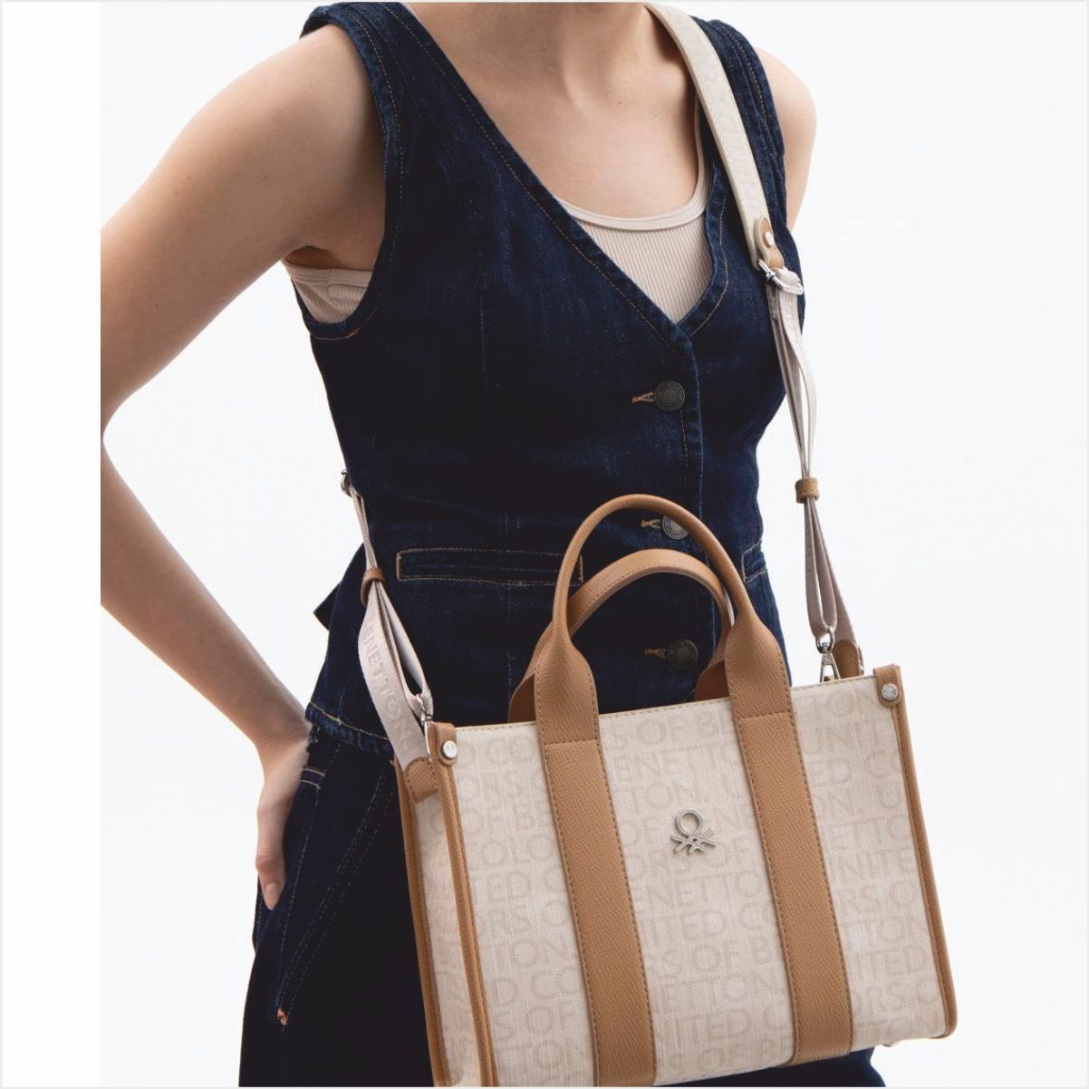 Benetton  BNT-1591 Monogram Eskitme El Çantası Bej-Camel