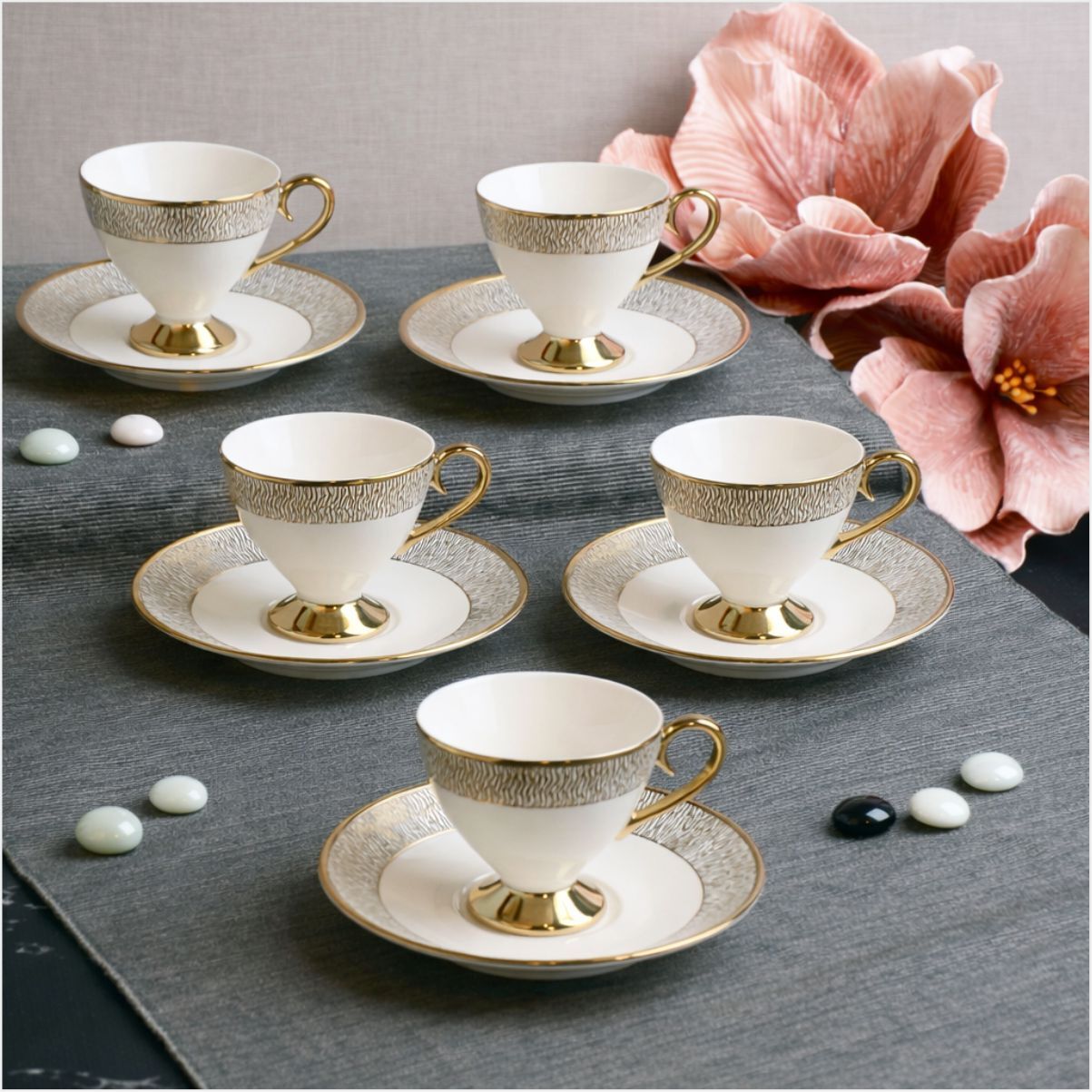 PAÇİ-KABARTMALI YALDIZLI 6LI KAHVE-P/POR-102202