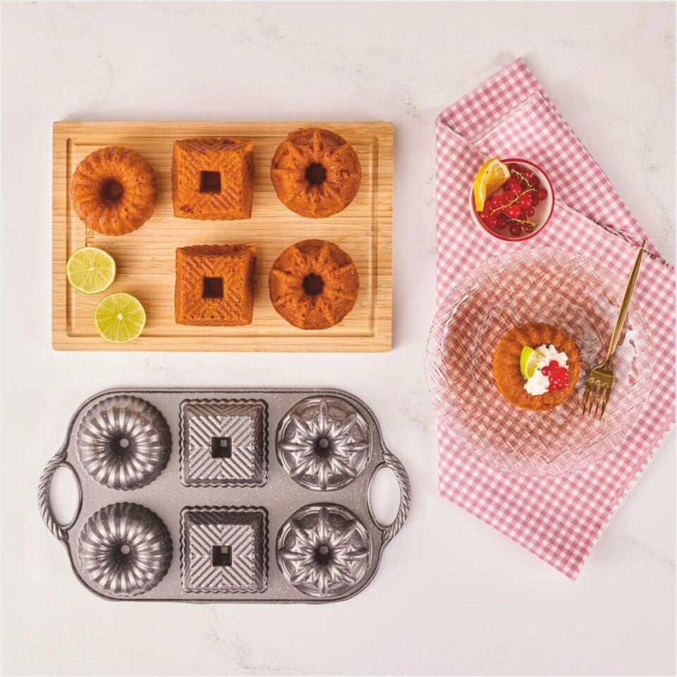 Emsan Griss One Six 6'Lı Döküm Kek Kalıbı Gri