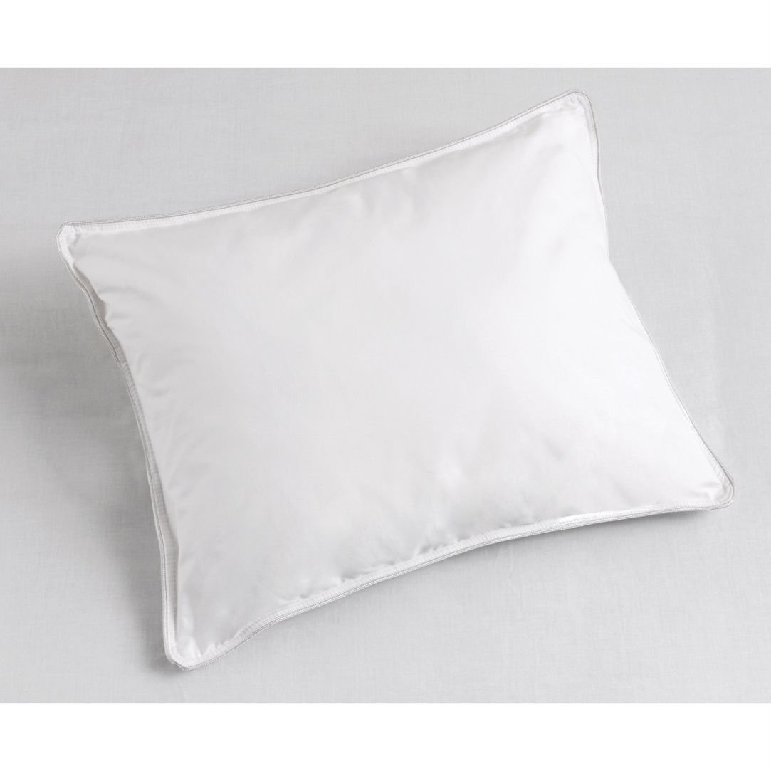 Taç Biyeli Bebek Yastığı