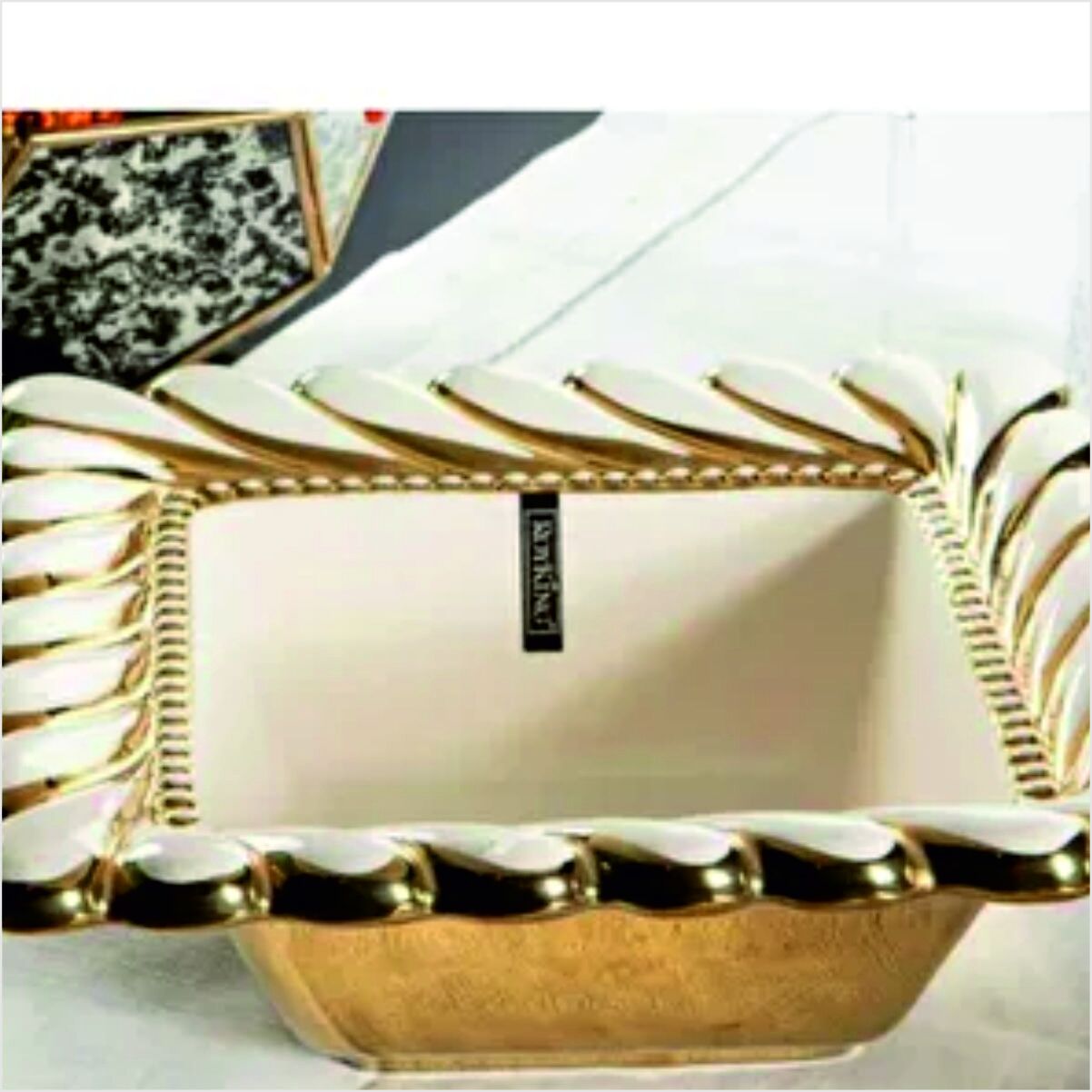 REKABET AVANGARDE KARE BOL KASE KREM ALTIN 29 CM