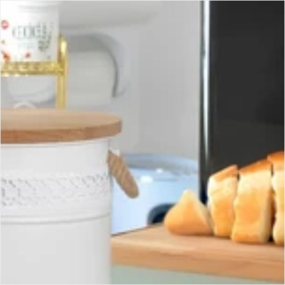 Yıldıray 952 Yuvarlak Ahşap Kapaklı Ekmeklik Pembe