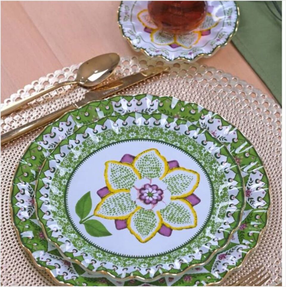 GLORE MONTSECHİA VİDALİİ 34 PARÇA TEA TİME