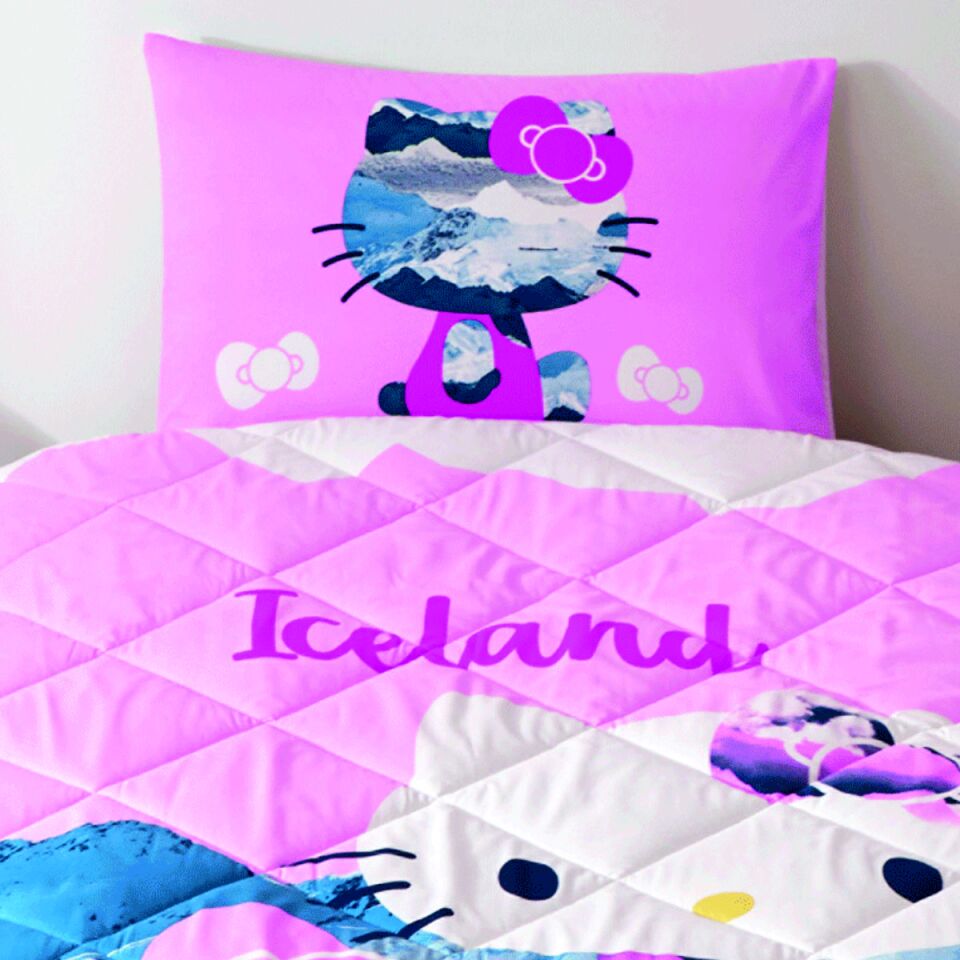 Taç Lisanslı Brf Yorgan Set Hello Kıty Iceland