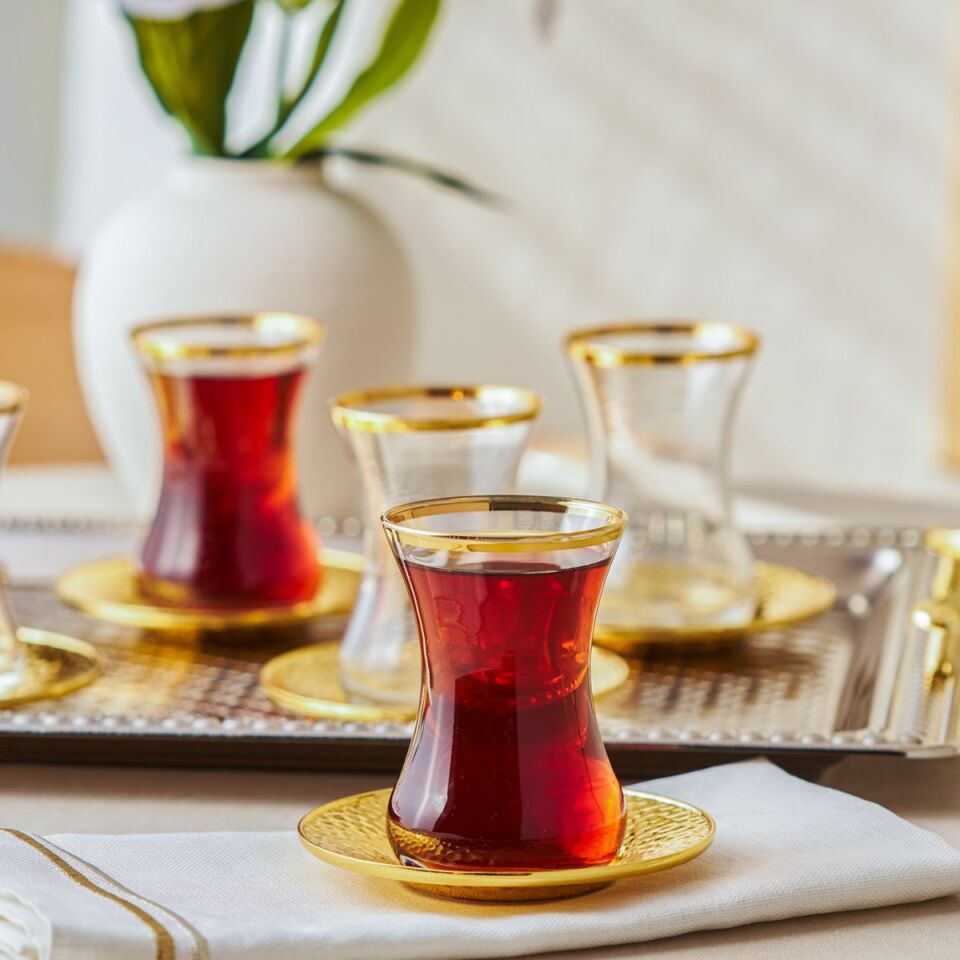 Emsan Nigar Tepsili 13 Parça Çay Seti 150 ml