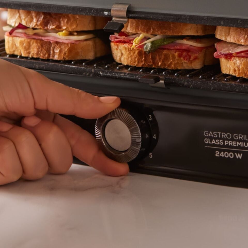 Karaca Gastro Grill Glass Premium 2400W Döküm Tost ve Izgara Makinesi Antrasit