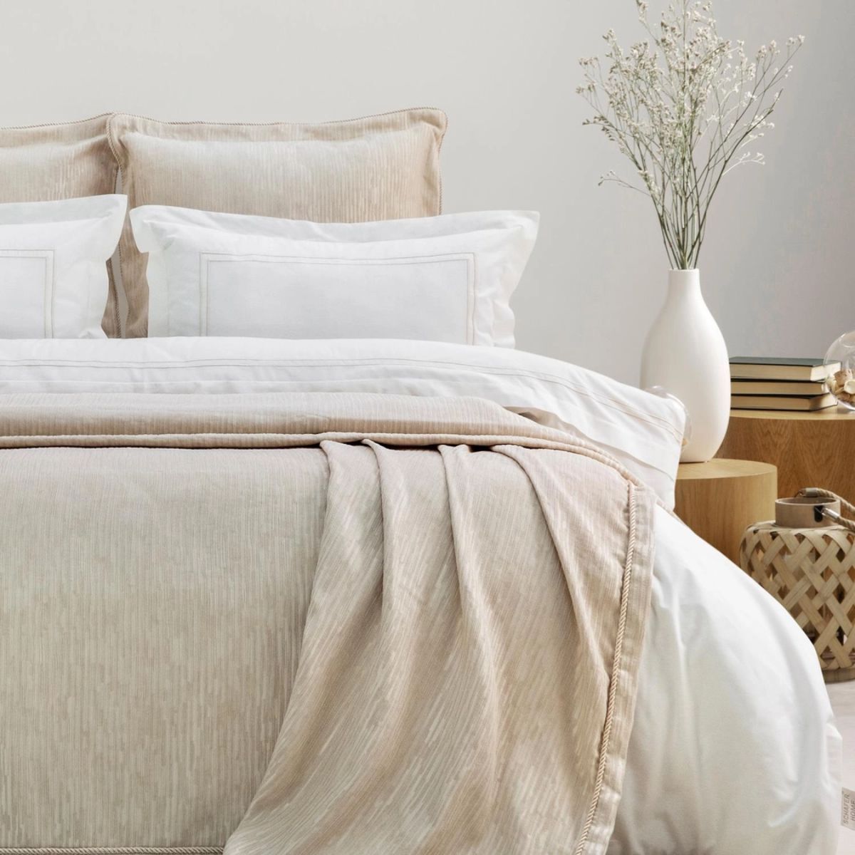 Schafer Home Pavia Şönil Yatak Örtüsü Nevresim Set 7 Parça. - Bej