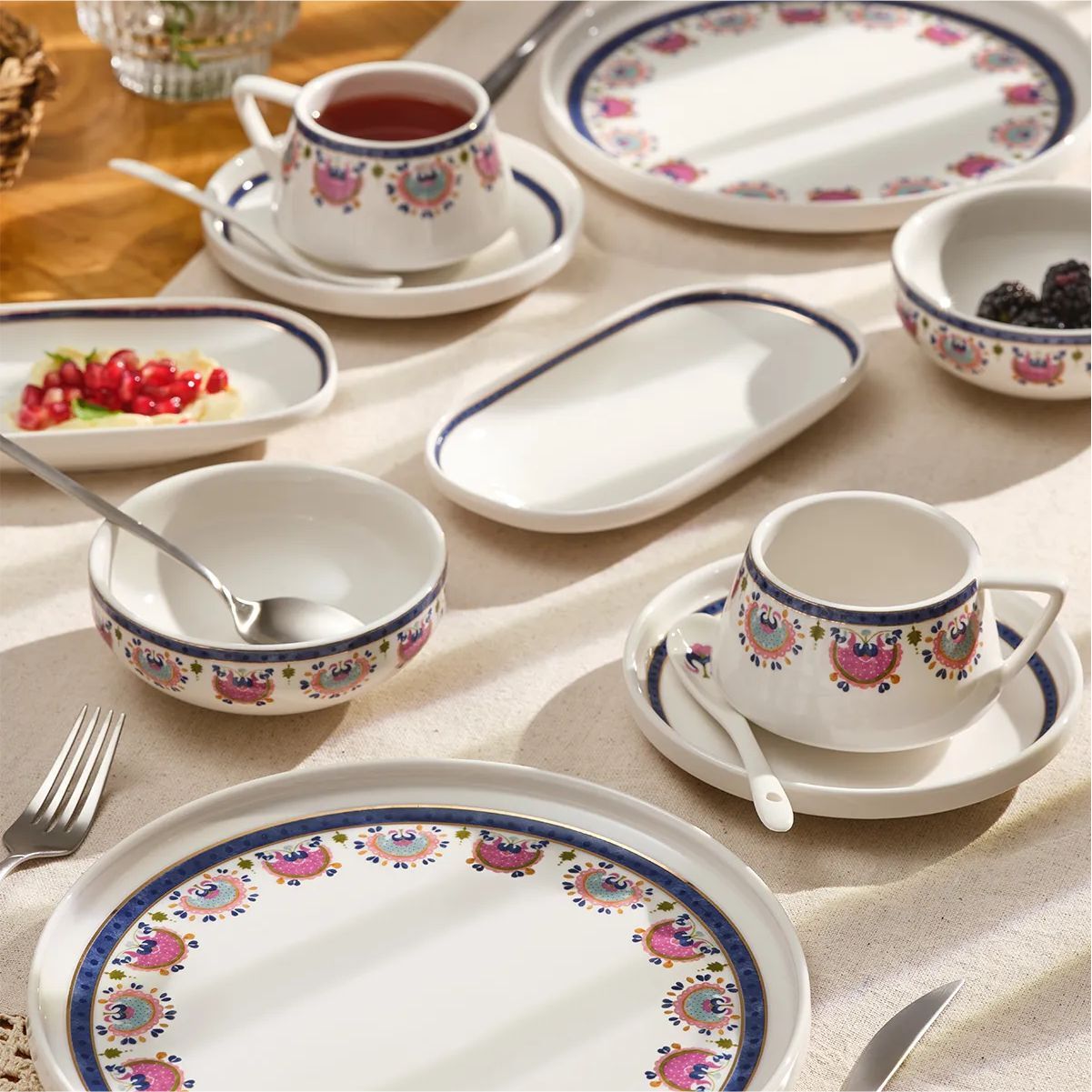 Emsan Ethnic Pink Porselen 32 Parça 6 Kişilik Kahvaltı/Servis Takımı